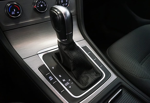 Volkswagen Golf I 7 of 11