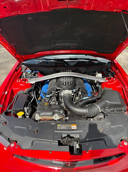 Ford Mustang 6 of 6