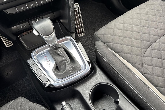 Kia Ceed 12 of 17