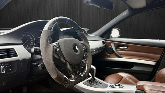 BMW 330d 5 of 8