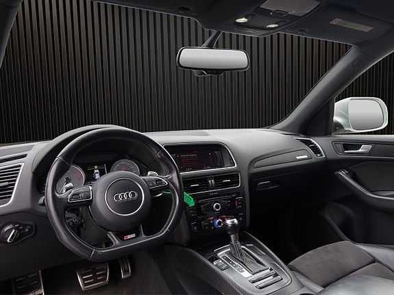 Audi SQ5 14 of 21
