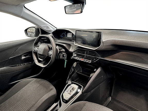Peugeot 208 11 of 15