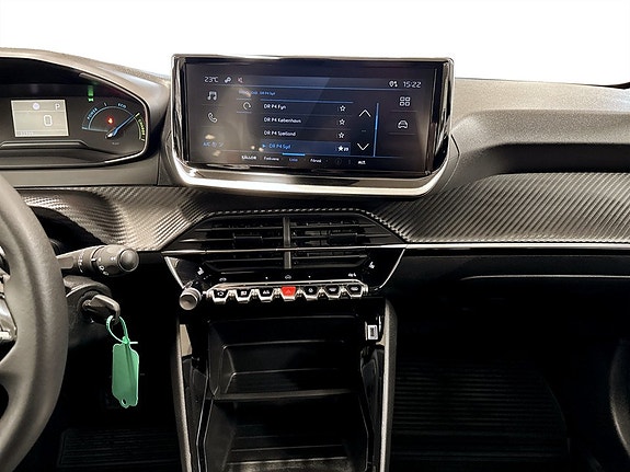 Peugeot 208 9 of 15