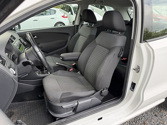 Volkswagen Polo 12 of 23