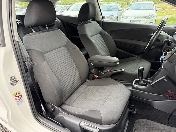 Volkswagen Polo 14 of 23