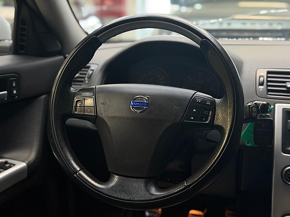 Volvo V50 9 of 23