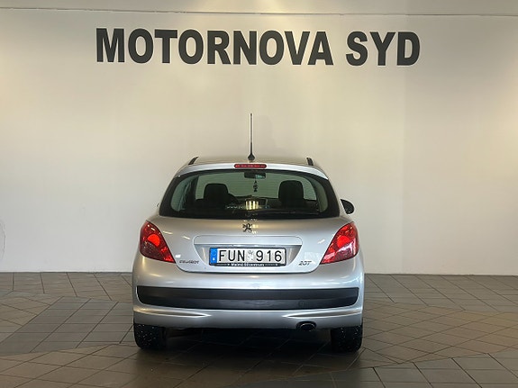 Peugeot 207 4 of 10