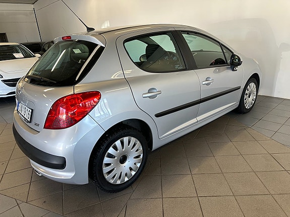 Peugeot 207 5 of 10