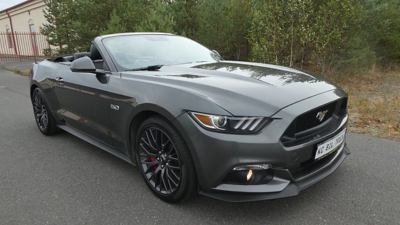 Ford Mustang 28 of 30