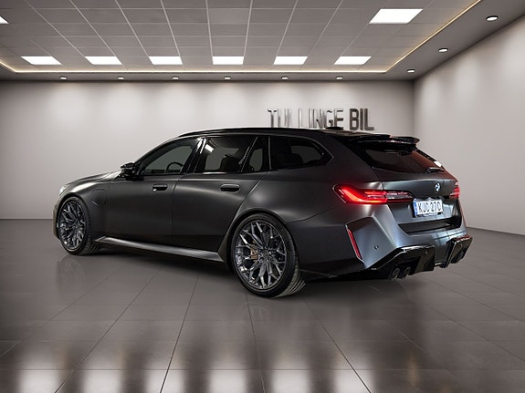 BMW M5 3 of 23