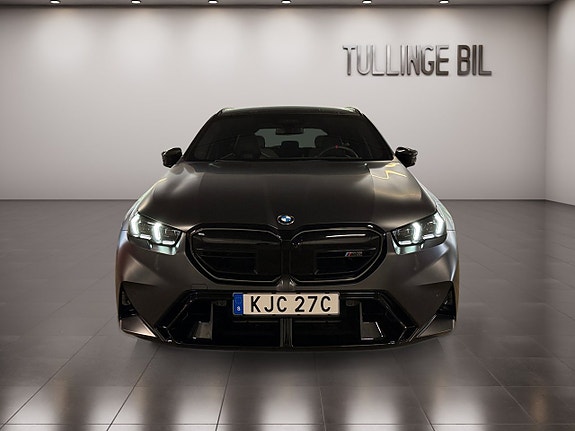 BMW M5 8 of 23