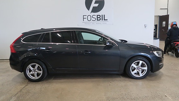 Volvo V60 3 of 18