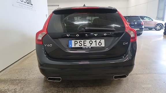 Volvo V60 5 of 18