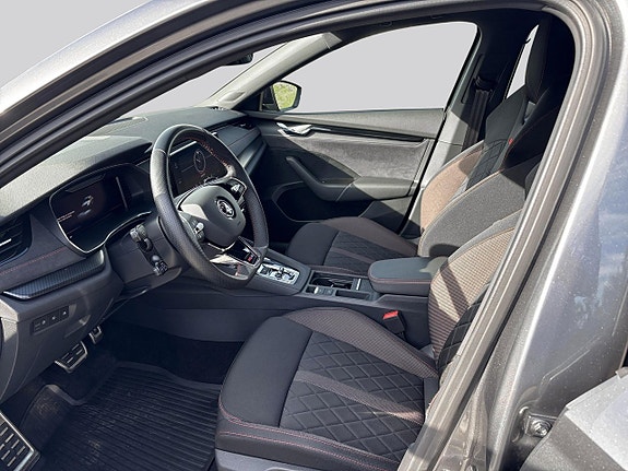 Skoda Octavia 8 of 15