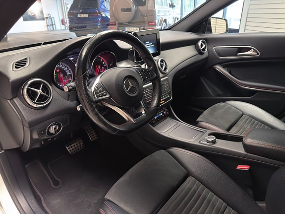 Mercedes-Benz CLA220 d 11 of 21