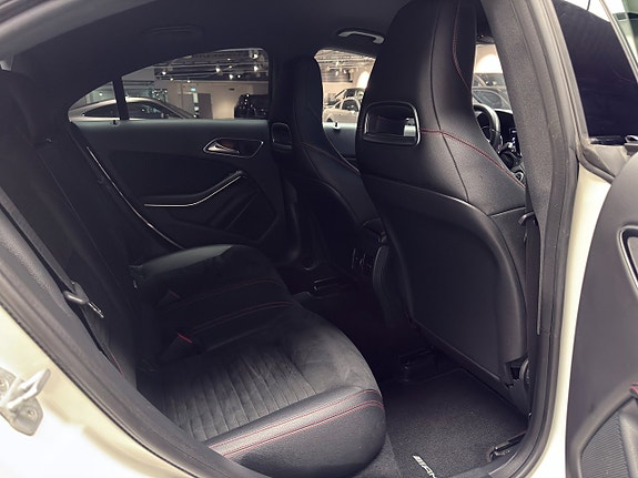Mercedes-Benz CLA220 d 18 of 21