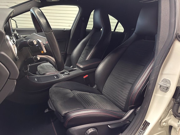 Mercedes-Benz CLA220 d 13 of 21