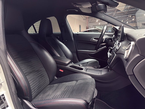 Mercedes-Benz CLA220 d 15 of 21