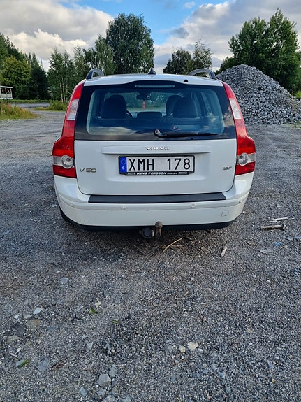 Volvo V50 5 of 10