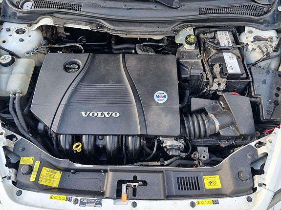 Volvo V50 7 of 10
