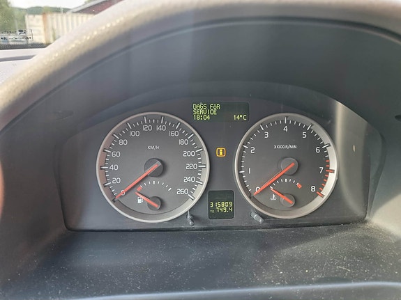 Volvo V50 8 of 10