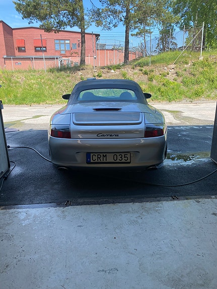 Porsche 911 Carrera 5 of 5