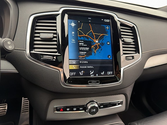 Volvo XC90 22 of 30