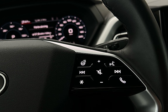 Audi Q4 e-tron 27 of 27