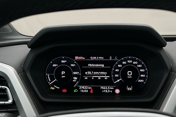 Audi Q4 e-tron 7 of 27