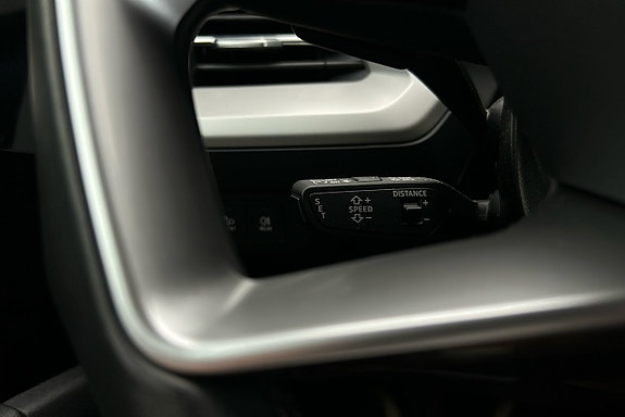 Audi Q4 e-tron 24 of 27