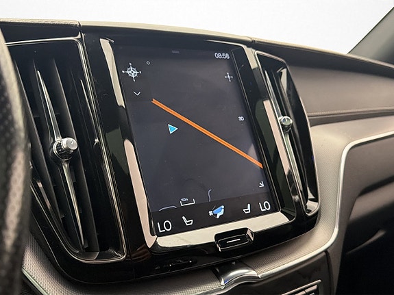 Volvo XC60 20 of 30