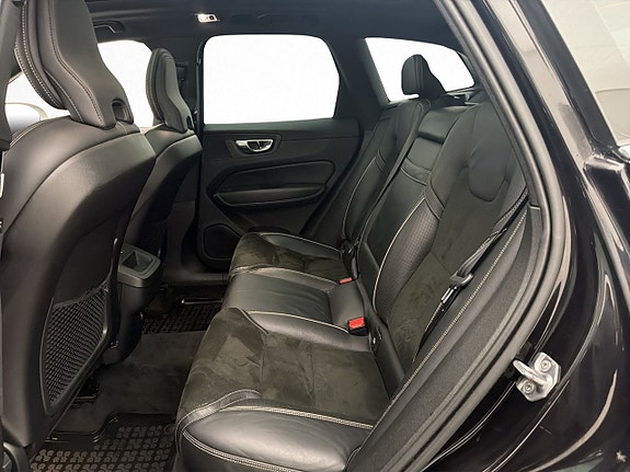 Volvo XC60 29 of 30