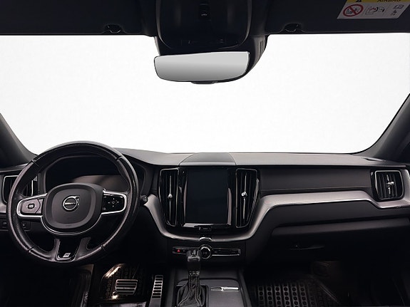 Volvo XC60 26 of 30
