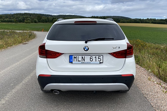 BMW X1 5 of 21