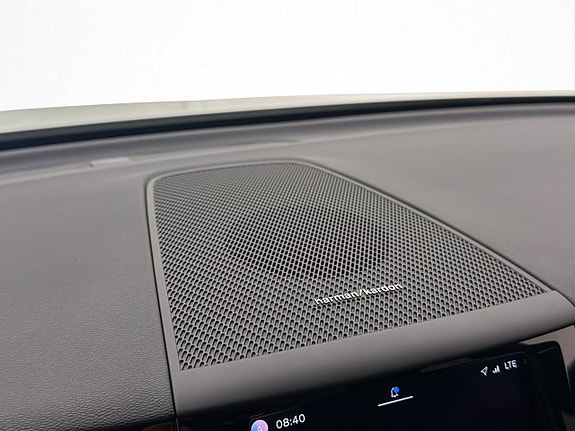 Volvo XC60 27 of 30