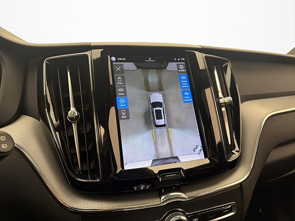 Volvo XC60 19 of 30