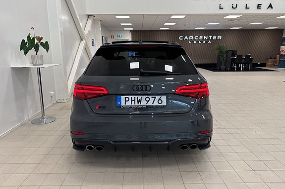 Audi S3 4 of 26