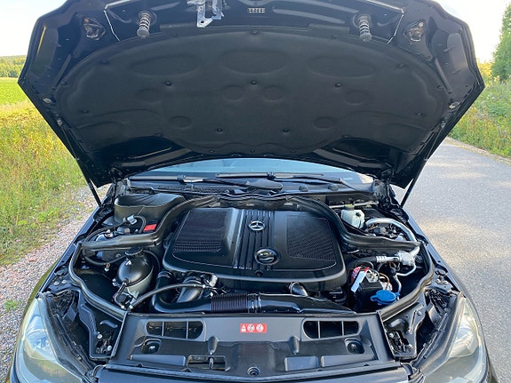 Mercedes-Benz C220 18 of 18