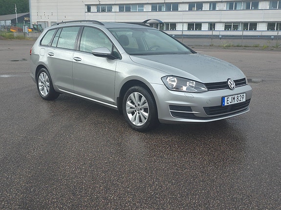 Volkswagen Golf VII 3 of 4