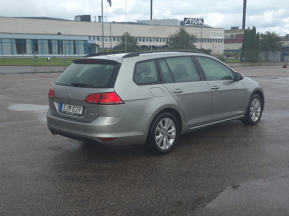 Volkswagen Golf VII 2 of 4