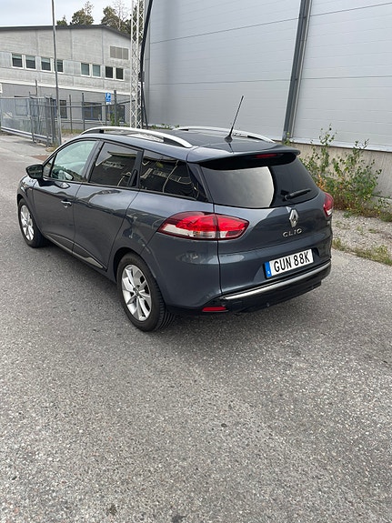 Renault Clio 2 of 4