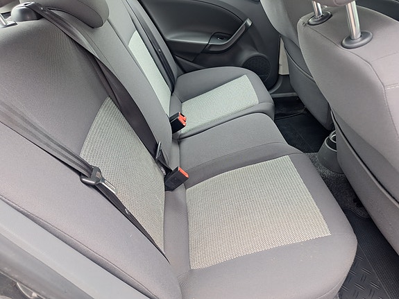 Seat Ibiza 8 of 13