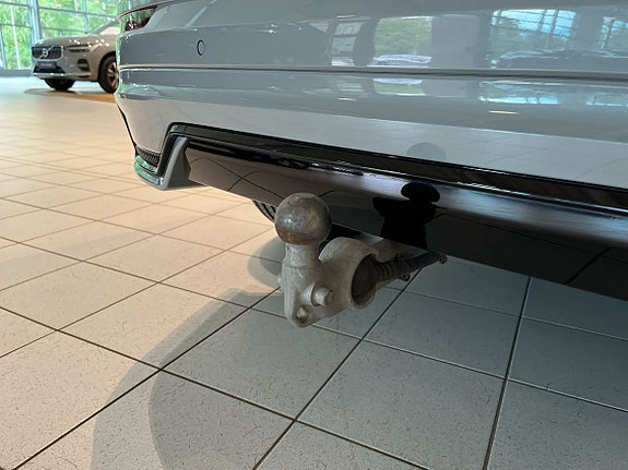 Volvo XC60 11 of 17