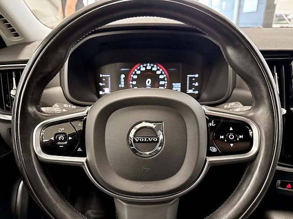 Volvo V90 7 of 15