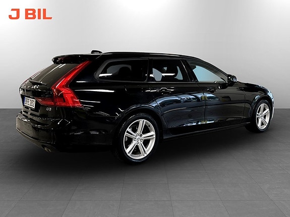 Volvo V90 3 of 15