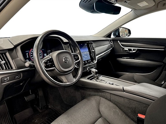 Volvo V90 4 of 15