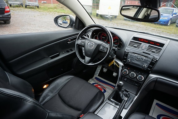 Mazda 6 5 of 8