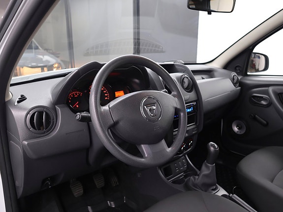 Dacia Duster 14 of 26