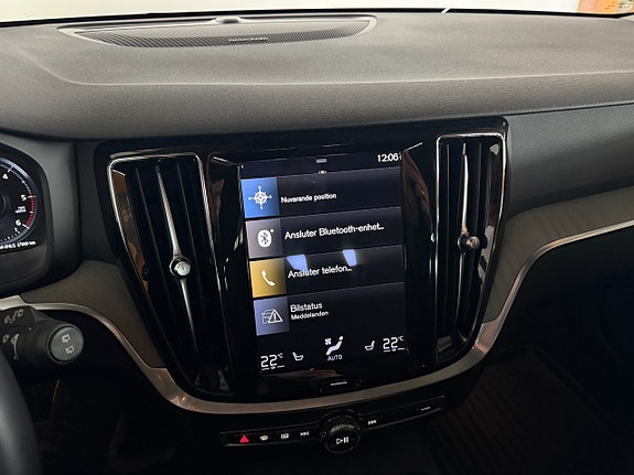 Volvo V60 Cross Country 24 of 29
