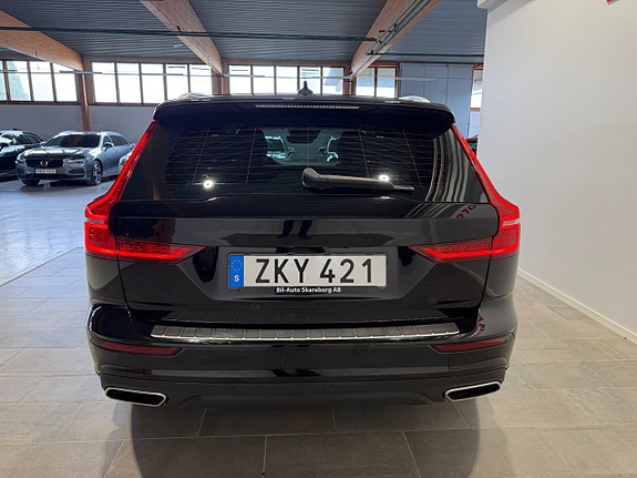 Volvo V60 Cross Country 12 of 29